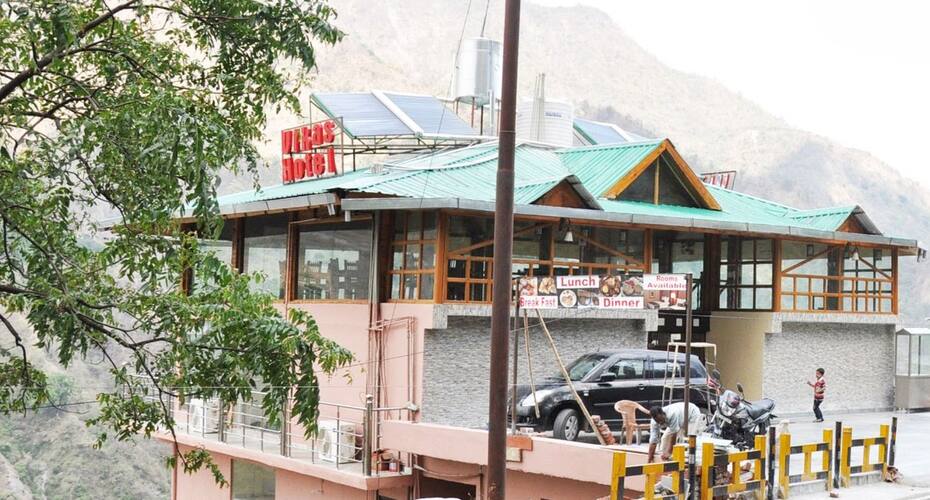 Vikas hotel (25 km from Nainital), Nainital 4
